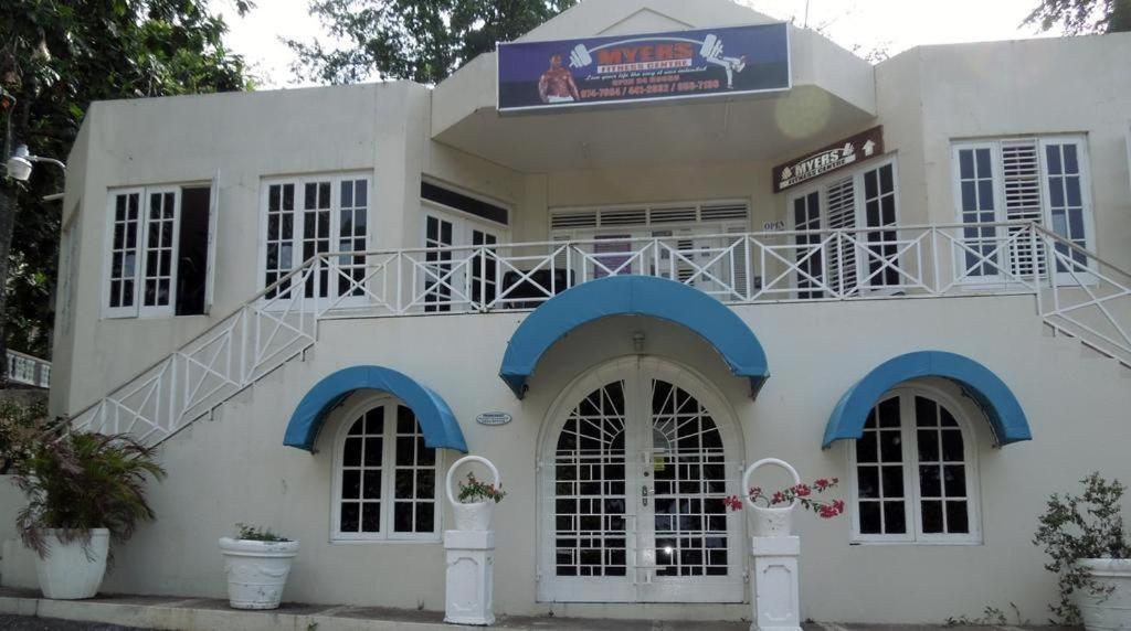 Sky Castles Apt H6 Ocho Rios Exterior foto